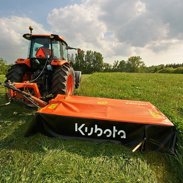 Faucheuse Kubota DM1000