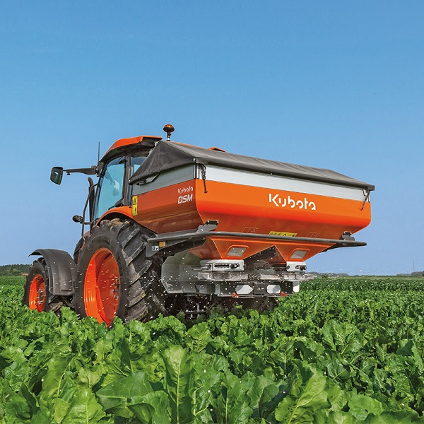 Épandeur d'engrais kubota DSM