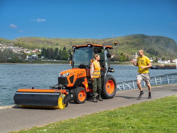 Tracteur Kubota LX gers monlezun tarbes 65