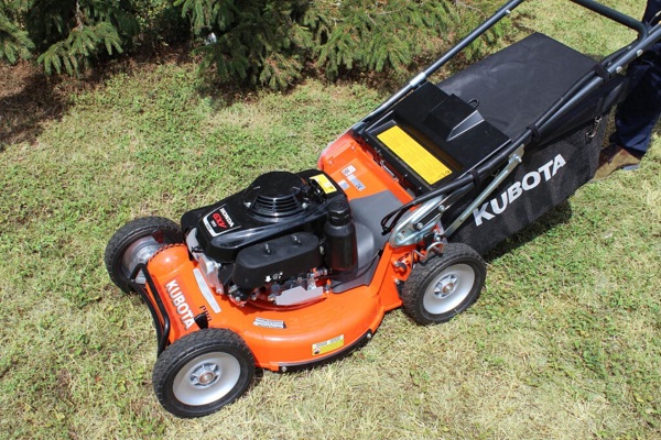 tondeuse Kubota W821-Pro