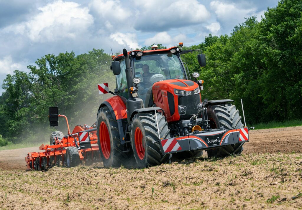 kubota 7004