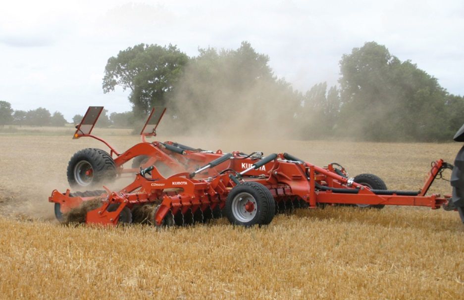 déchaumeur kubota